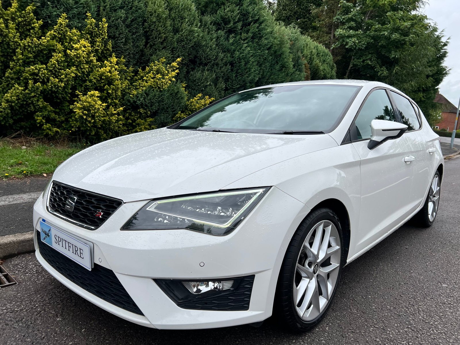 
								SEAT Leon 2.0 TDI CR FR Euro 5 (s/s) 5dr full									