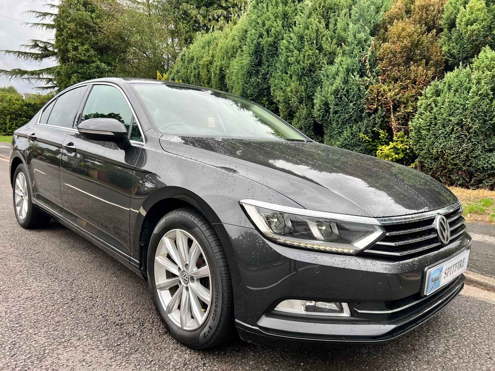 
								Volkswagen Passat 2.0 TDI SE Business Euro 6 (s/s) 4dr full									