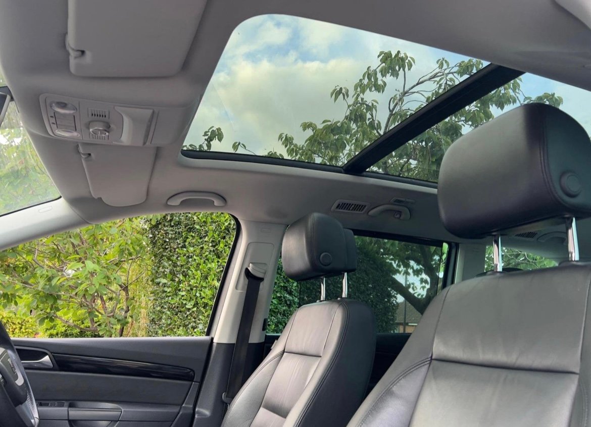 
								SEAT Alhambra 2.0 TDI Ecomotive CR SE Lux Euro 5 (s/s) 5dr full									