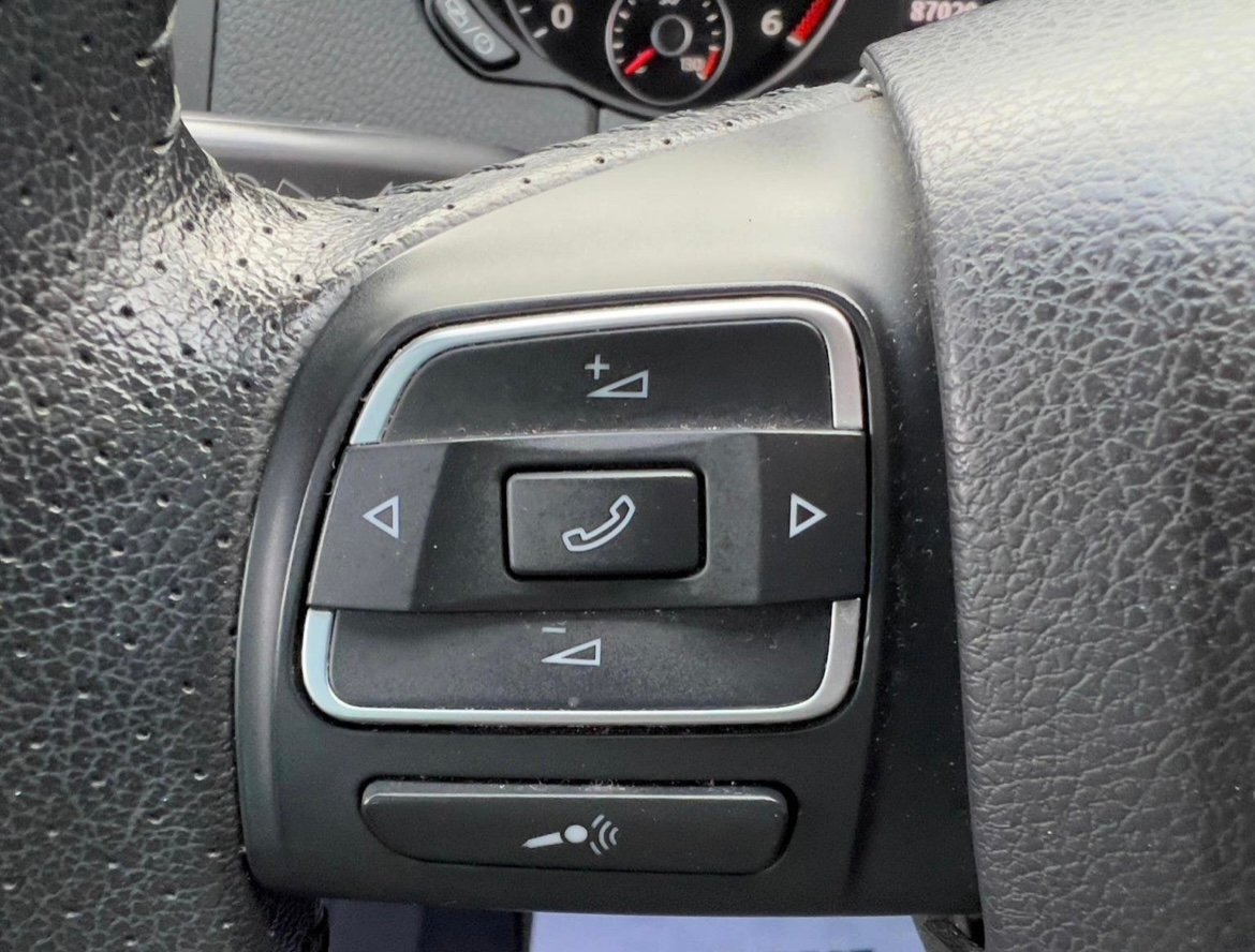 
								SEAT Alhambra 2.0 TDI Ecomotive CR SE Lux Euro 5 (s/s) 5dr full									