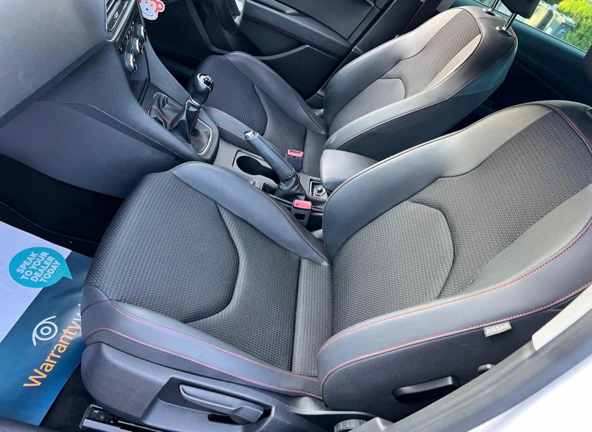
								SEAT Leon 2.0 TDI CR FR Euro 5 (s/s) 5dr full									