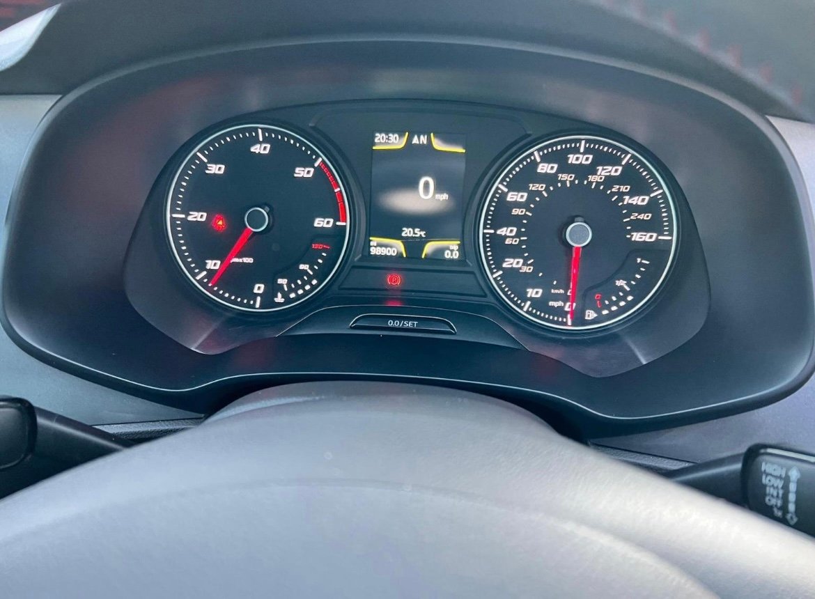 
								SEAT Leon 2.0 TDI CR FR Euro 5 (s/s) 5dr full									