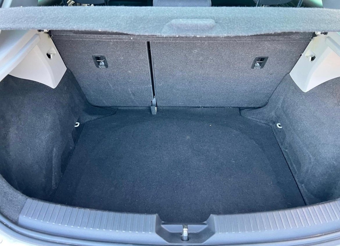 
								SEAT Leon 2.0 TDI CR FR Euro 5 (s/s) 5dr full									