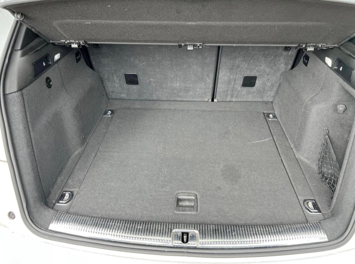 
								Audi Q5 2.0 TDI S line Plus quattro Euro 5 (s/s) 5dr full									