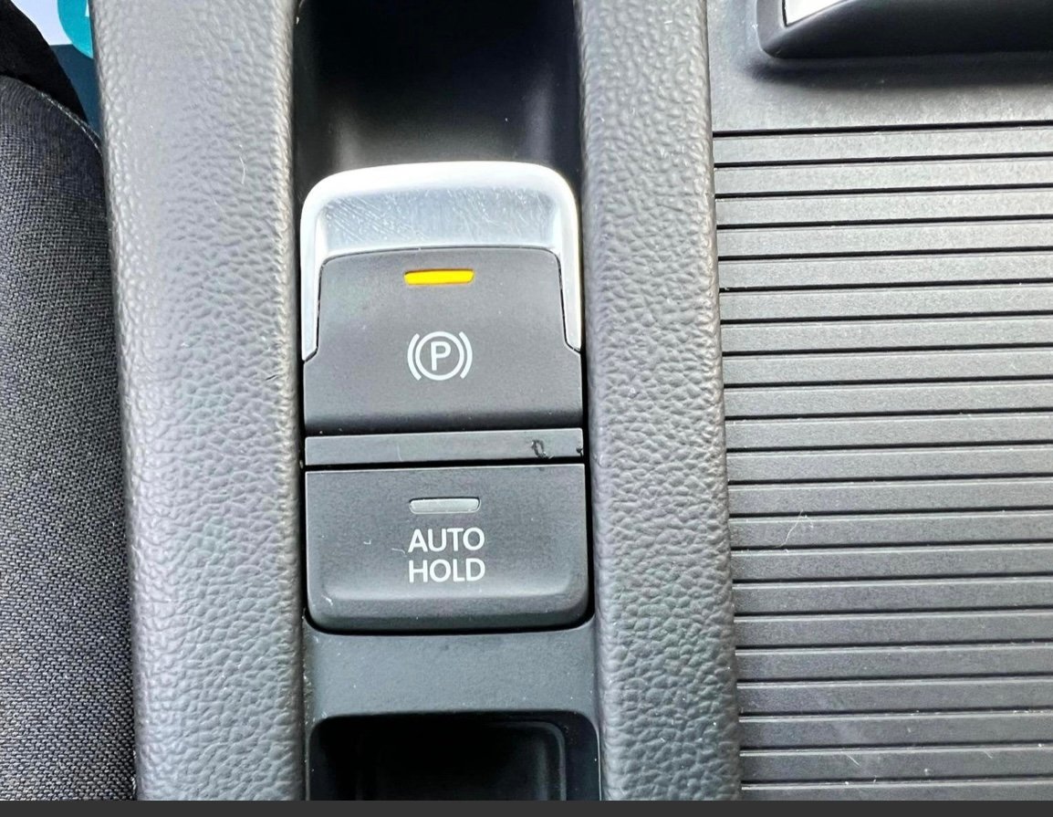 
								Volkswagen Passat 2.0 TDI SE Business Euro 6 (s/s) 4dr full									