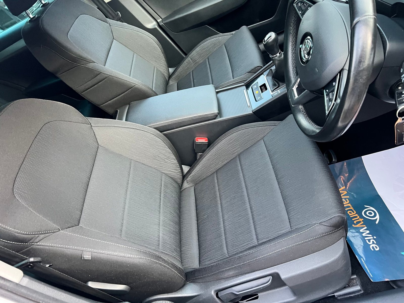 
								Skoda Superb 2.0 TDI SE Euro 6 (s/s) 5dr full									