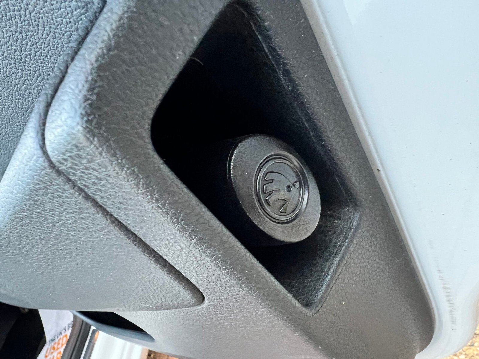 
								Skoda Superb 2.0 TDI SE Euro 6 (s/s) 5dr full									