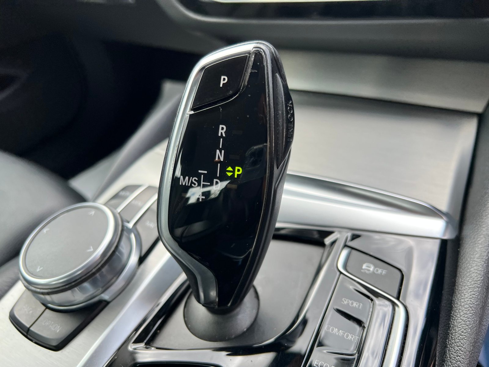 
								BMW 5 Series 2.0 520d ED SE Auto Euro 6 (s/s) 4dr full									