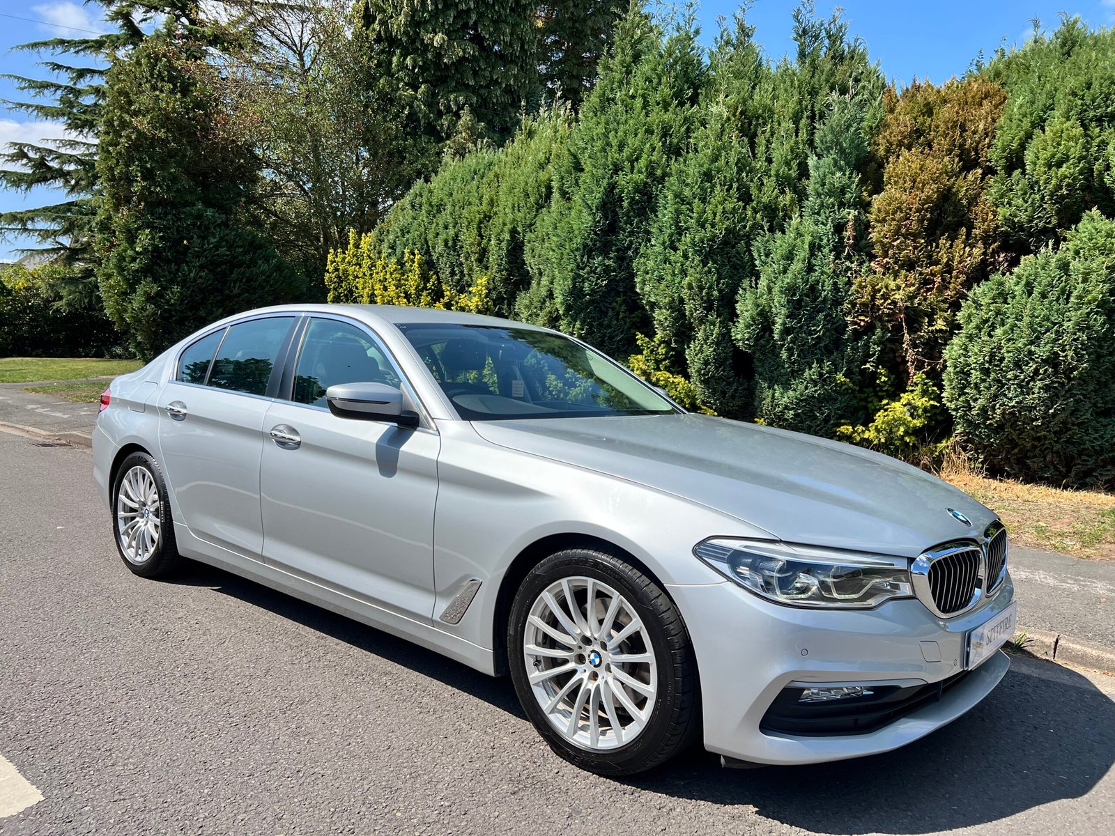 
								BMW 5 Series 2.0 520d ED SE Auto Euro 6 (s/s) 4dr full									