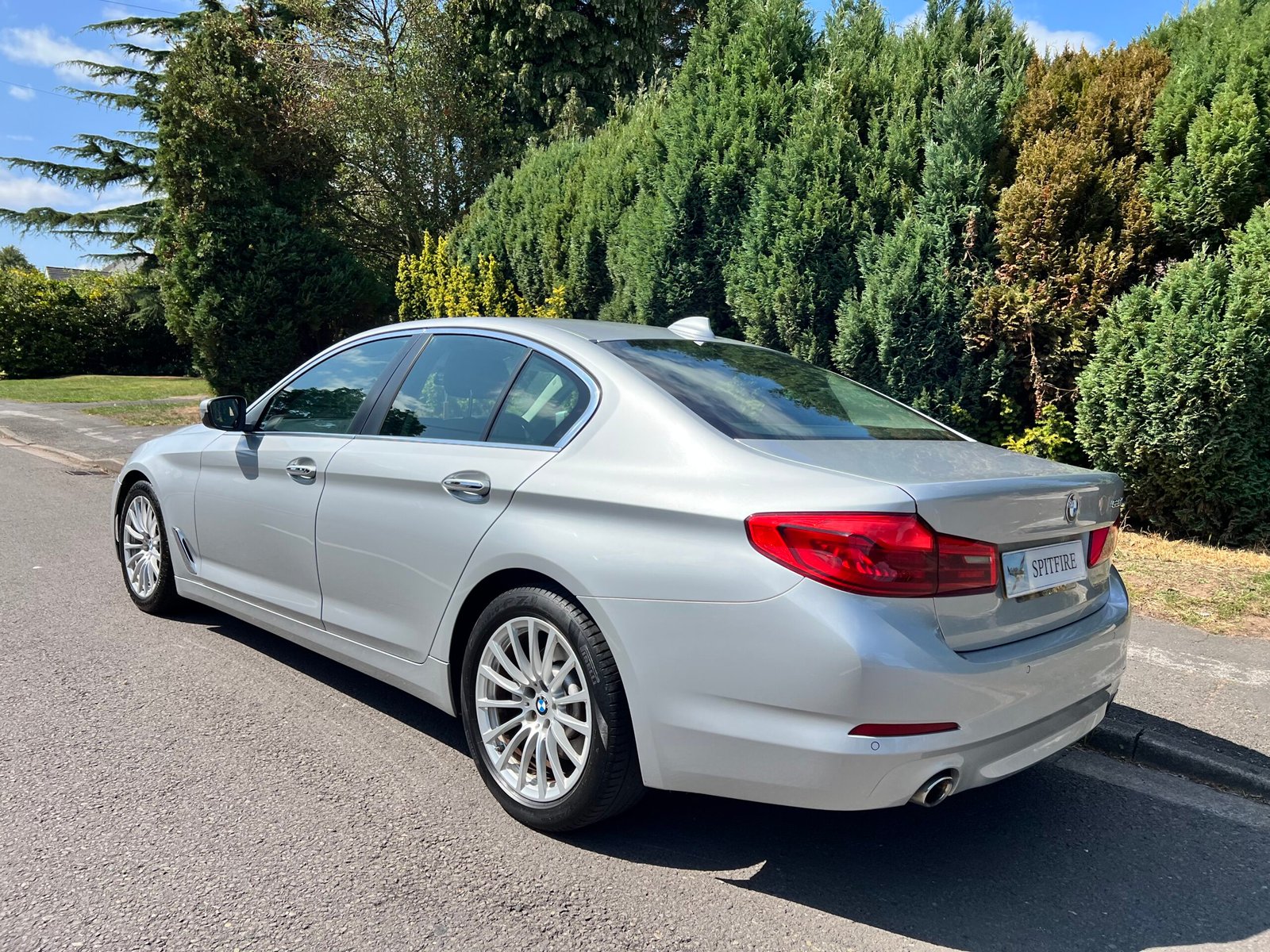 
								BMW 5 Series 2.0 520d ED SE Auto Euro 6 (s/s) 4dr full									